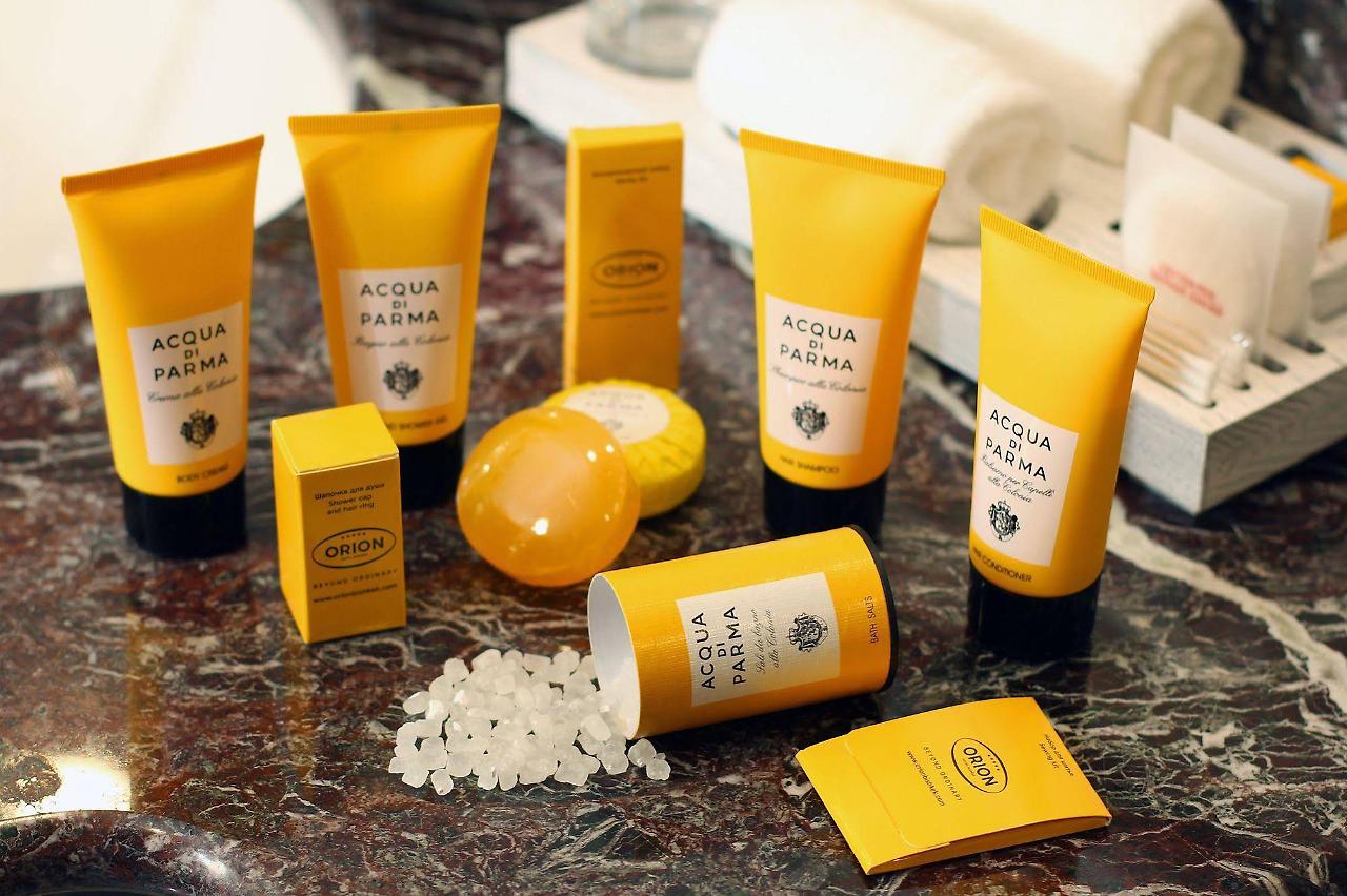 Orion Hotel บิชเคก ภายนอก รูปภาพ Acqua di Parma products