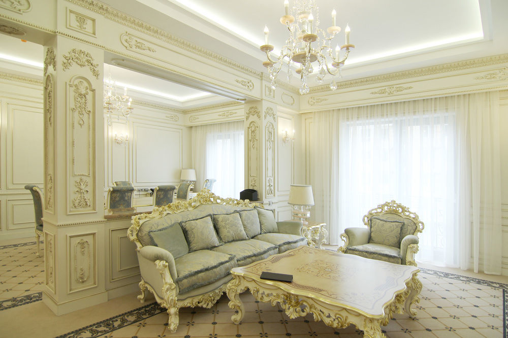 Orion Hotel บิชเคก ภายนอก รูปภาพ A living room in the style of Rococo