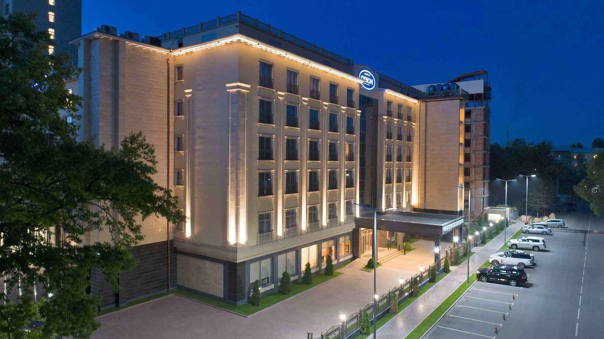 Orion Hotel บิชเคก ภายนอก รูปภาพ Hilton Prague